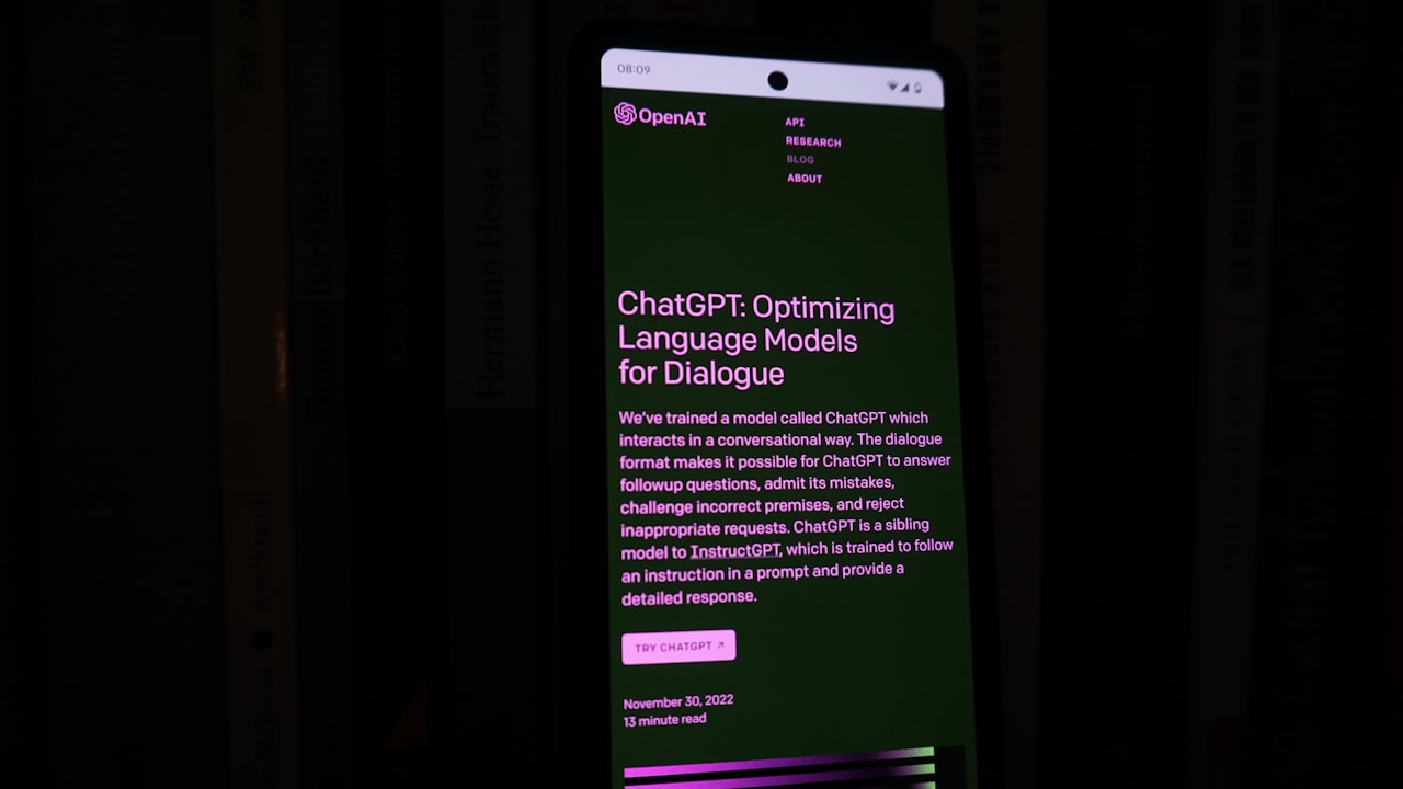 ChatGPT：开启智能对话时代，人工智能的新里程碑 